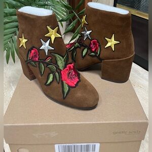 NWT Kenneth Cole Gentle Souls Blaise Patches Suede Ankle Boots